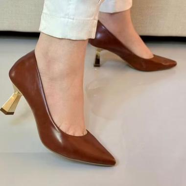Scarpin Caramelo2